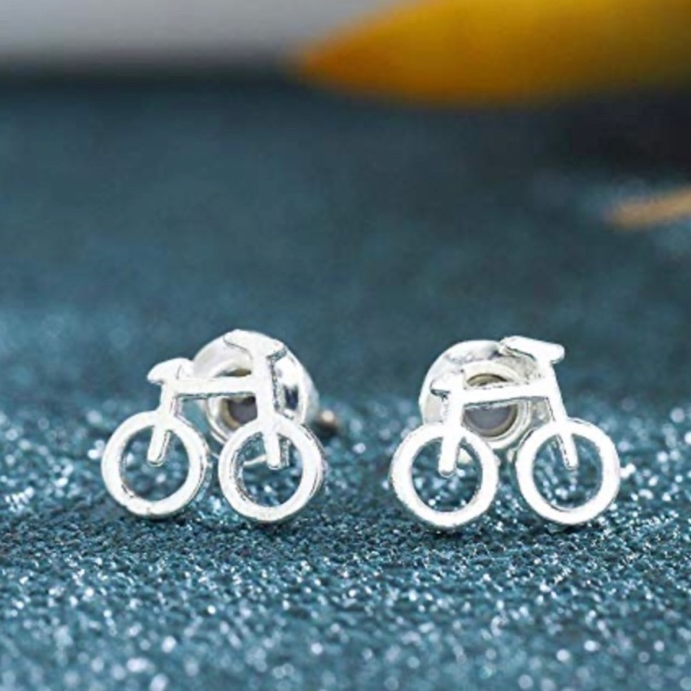New Adorable Bicycle Bike Stud Earrings Silver - Picture 2 of 8